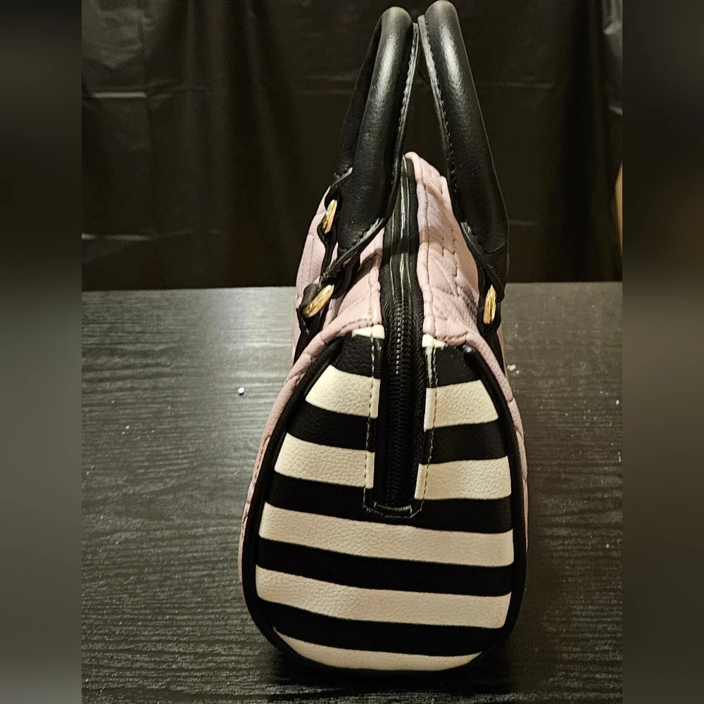 Betsey Johnson Girls Luv Pink and Black Small Handbag 8x6x4